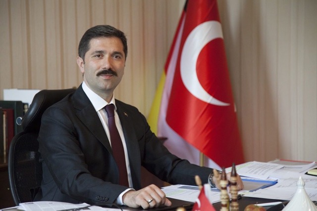 Zafer Sırakaya'dan Gurbetçilere uyarı geldi